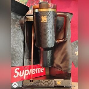 Stanley Luxe Black Snakeskin 40oz BNIB w Handle Charm - In Hand Ships Fast